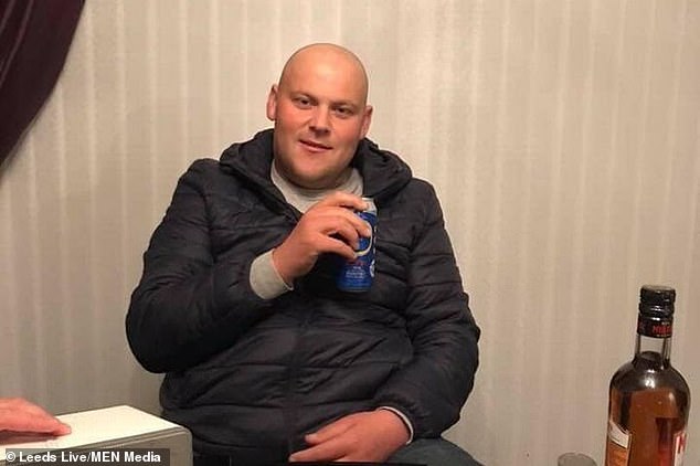 DJ i cili luftoi leuçeminë për dy vjet vdes nga koronavirusi pak ditë pasi festoi ditëlindjen