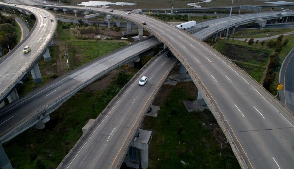 8 shtete anëtare thirrje BE-së: Kujdesuni edhe për transportin rrugor