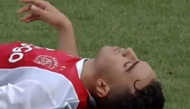 Ndodh mrekullia, futbollisti i Ajaxit zgjohet nga koma pas 3 vitesh