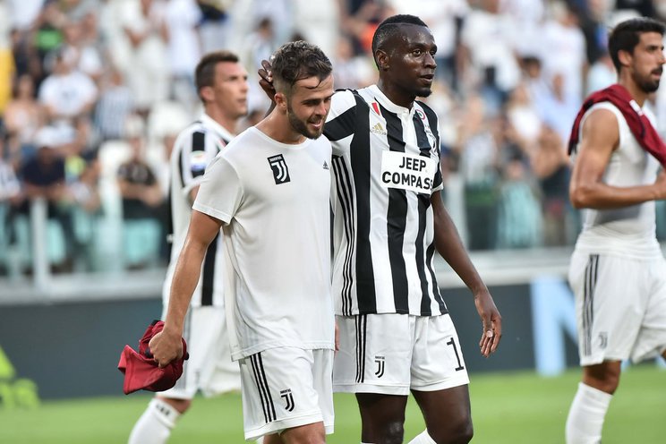 Mesfushori i Juventusit “braktis” karantinën dhe del të bëjë pazar