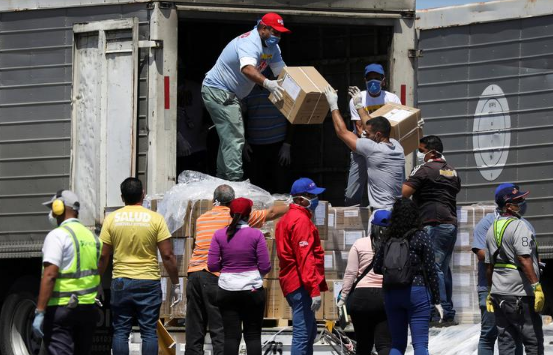 Pandemia thellon krizën e karburantit në Venezuelë: Nuk shpërndahen dot më ushqimet