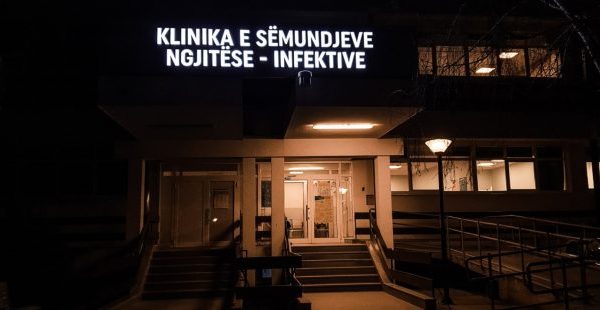Lajme të këqija nga Kosova/ 15 të vdekur nga koronavirusi në 24 orët e fundit