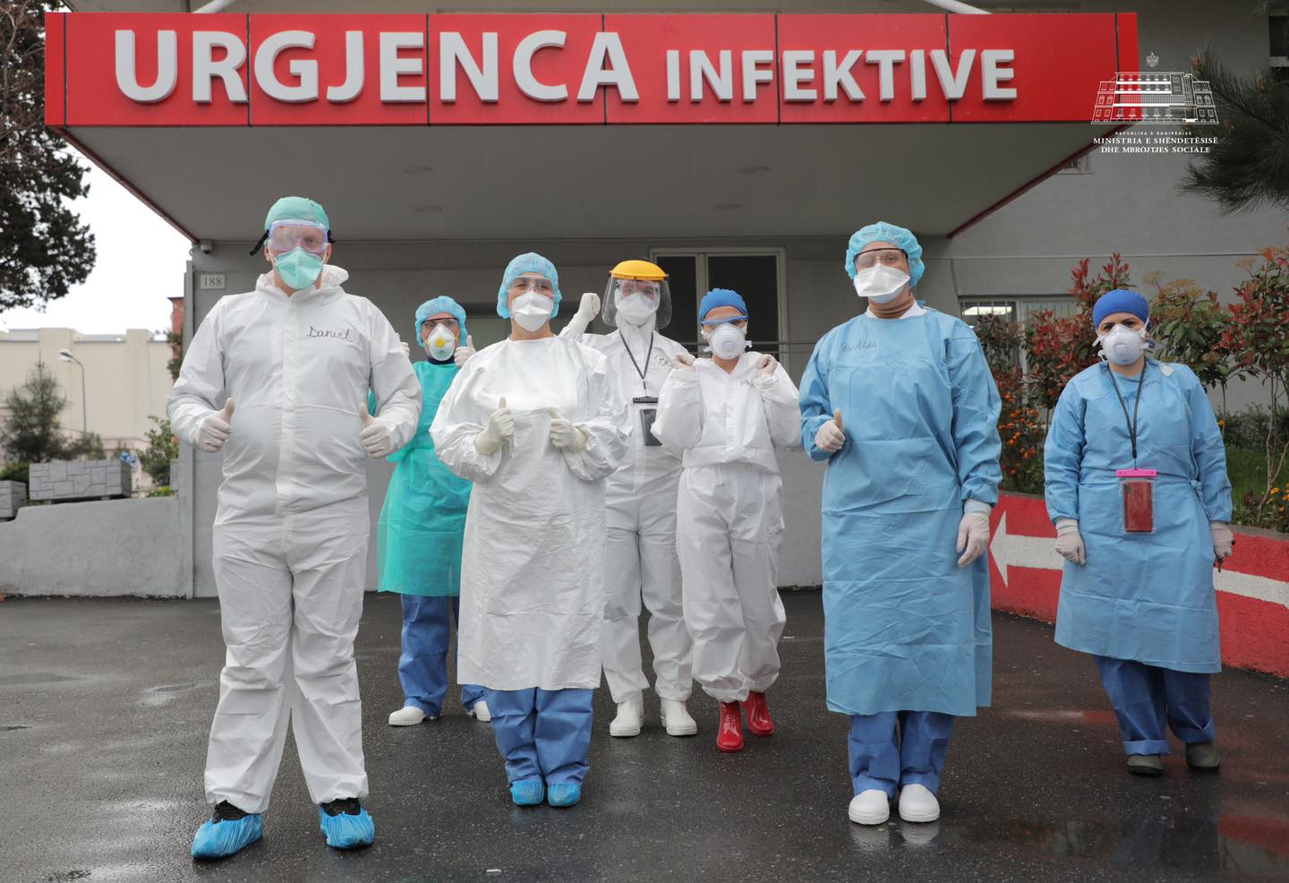 5 pacientë të tjerë lënë spitalin/ Deri më tani janë shëruar 76 shqiptarë nga koronavirusi