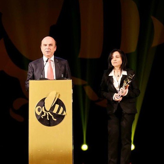 Njihuni me ‘kuçedrën’ e tenderave Alma Tafani që po përlan paratë e shqiptarëve, 2.3 miliardë lekë mori vetëm nga Veliaj dhe Manastirliu