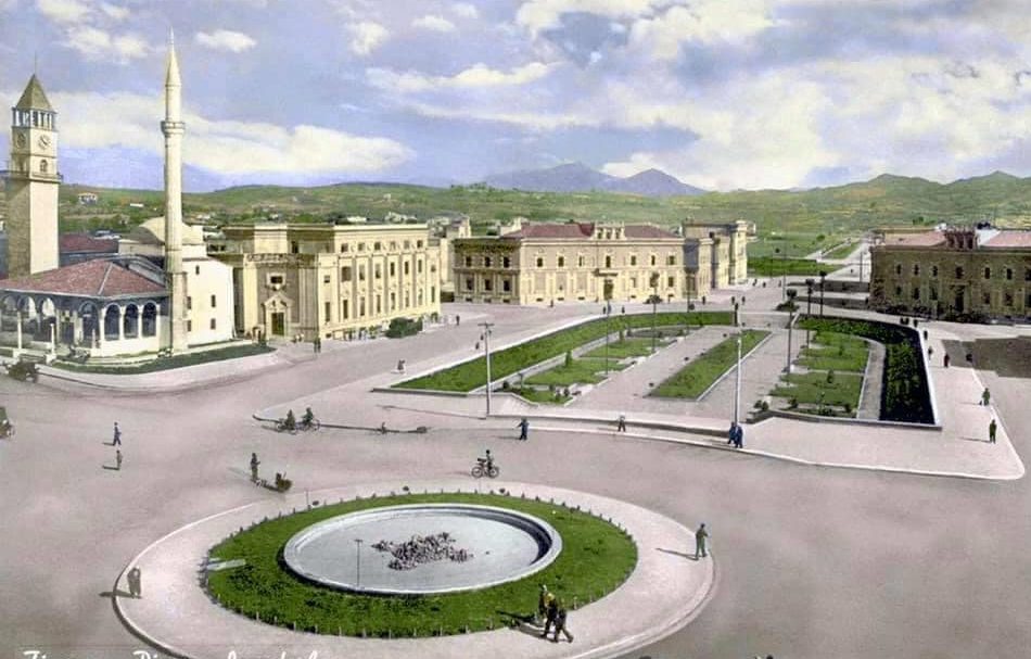 Tirana para 90 viteve… kur nuk ishte metropoli i betonit, por një qytet me stil