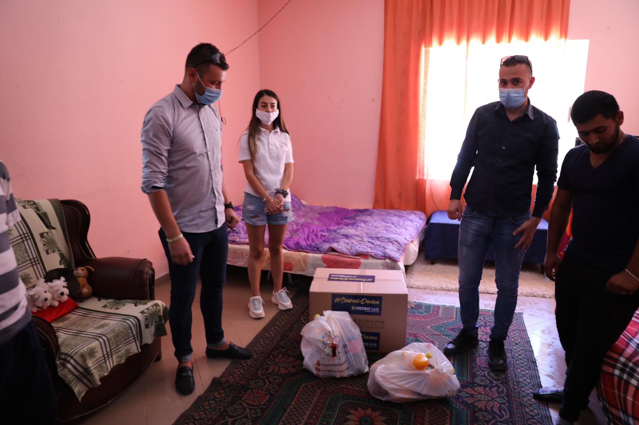 Credins Bank dhuron ndihma ushqimore për familjet në nevojë me rastin e festës së Kurban Bajramit