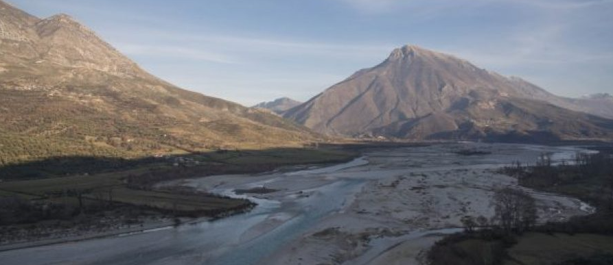 Ndërtimi i hidrocentralit të Poçemit, Shqipëria shkel rregullat e Bashkimit Europian për ndikimin mjedisor