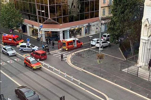 Terror në Francë/ Sulm me thikë pranë katedrales, humbin jetën 3 persona