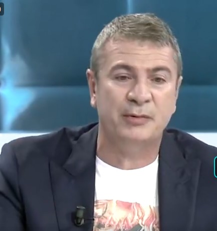 Befason Damian Gjiknuri: Enver Hoxha pati shumë të mira për popullin!