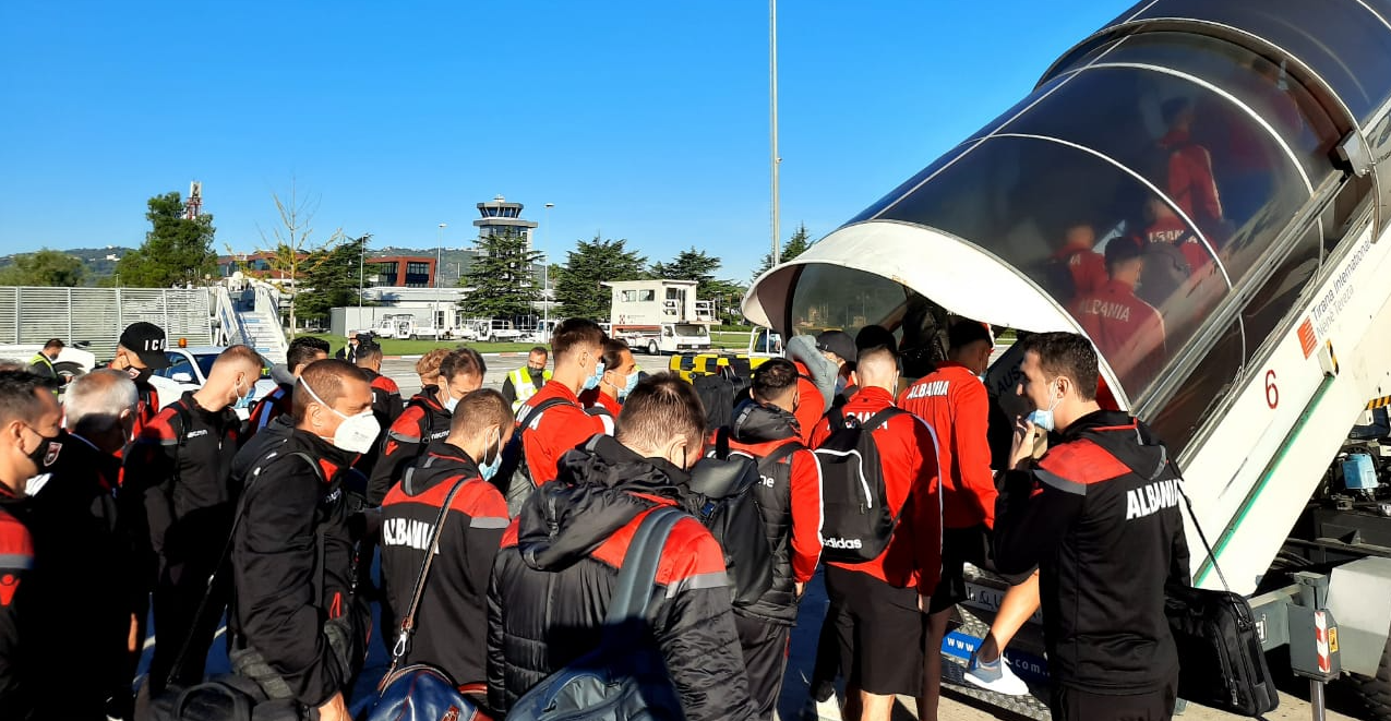 Kombëtarja shqiptare niset drejt Kazakistanit, Reja pritet të bëjë ndryshime të mëdha në formacion