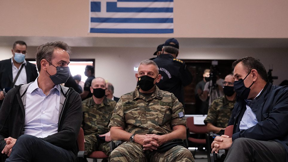 Gardhi në kufirin greko-turk drejt përfundimit, Mitsotakis: Populli i Greqisë do të ndihet i sigurt