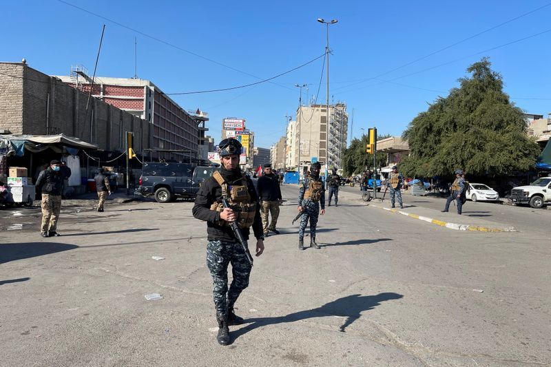 Të paktën 28 të vrarë dhe dhjetëra të plagosur në dy sulme vetëvrasëse në Bagdad