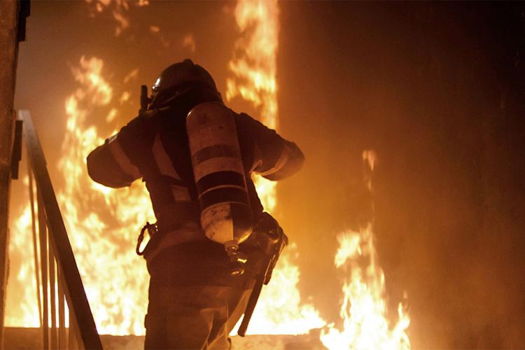 Tragjike! Zjarri shkrumbon 10 foshnje të sapolindura në spital