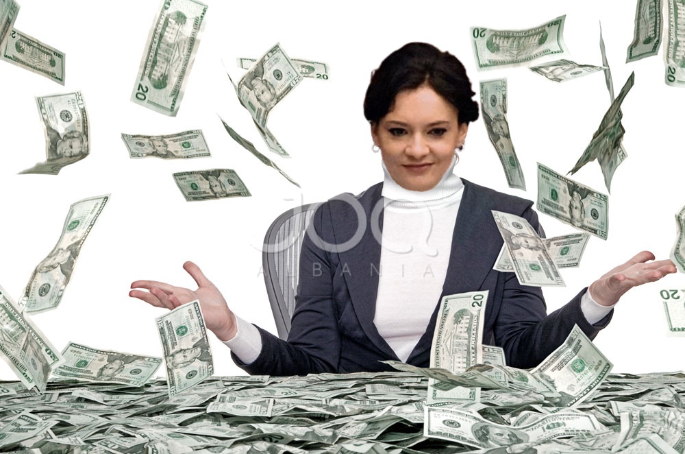 Skeda e pasurisë e nxori të pastrehë/ Spiropali i “qetëson” të gjithë: Kam një apartament