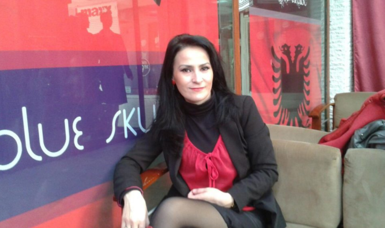 Arrestohet ish-gazetarja kosovare, dyshohet se keqpërdori detyrën