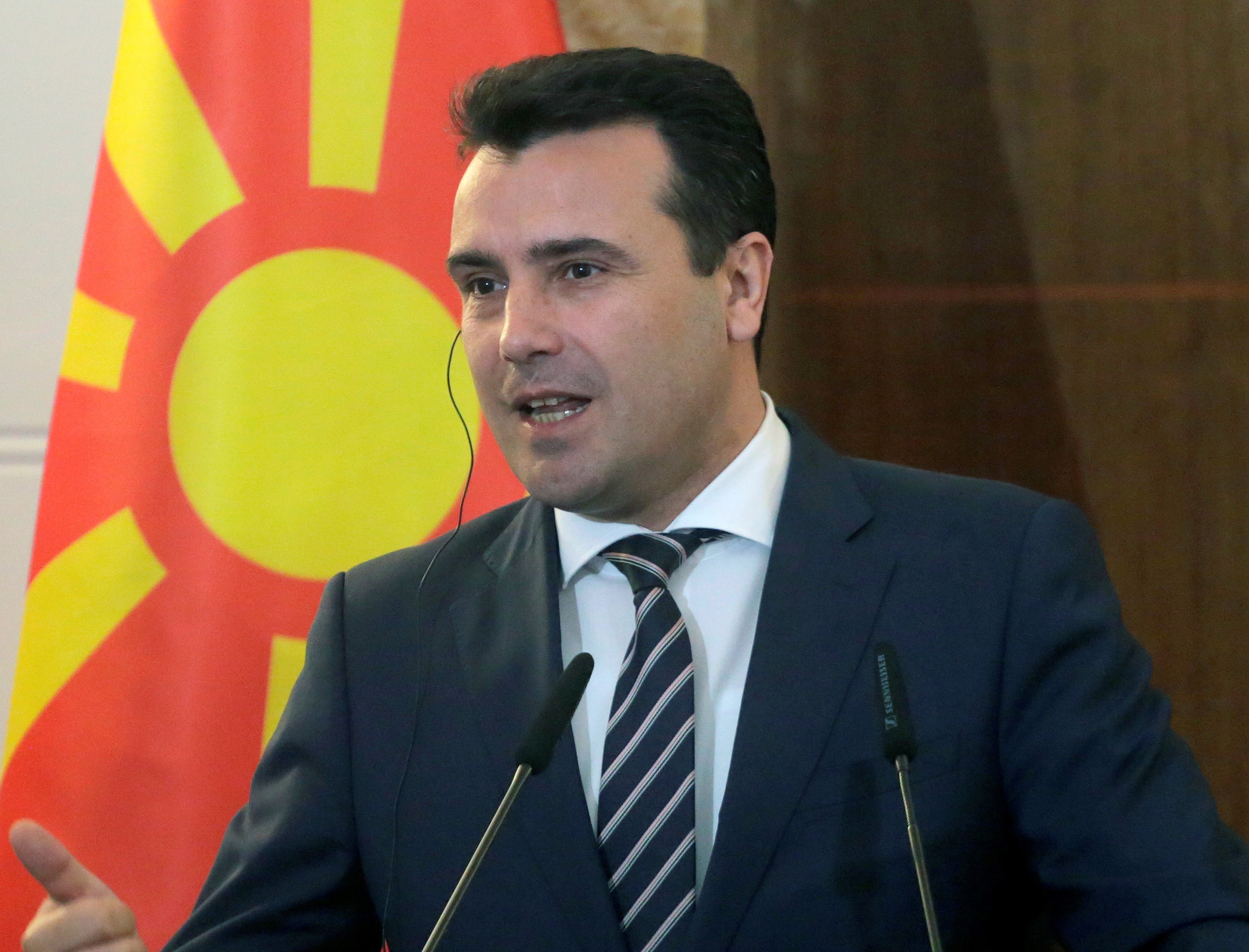 Zaev: Po humbasim një miliard euro duke pritur në kufij