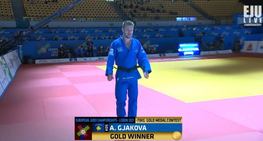 Super Akil Gjakova, fiton medaljen e artë në Evropianin e xhudos
