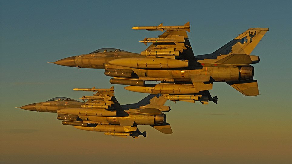 Alarm në Greqi! Dyshime për bombë në avionin izraelit, ngrihen në fluturim ‘luftarakët grekë’