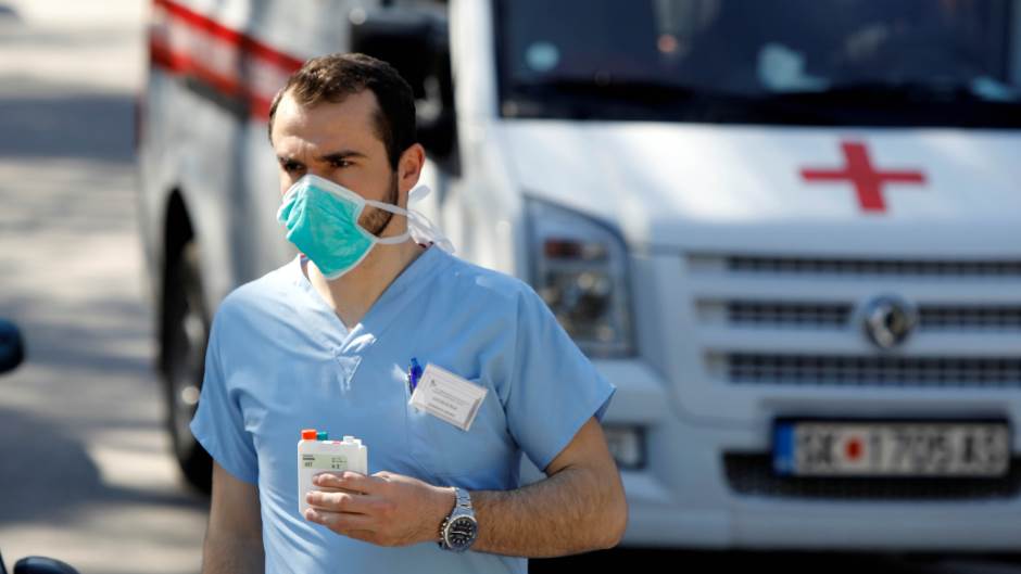 29 të vdekur dhe 1402 raste të reja me coronavirus në Maqedoni
