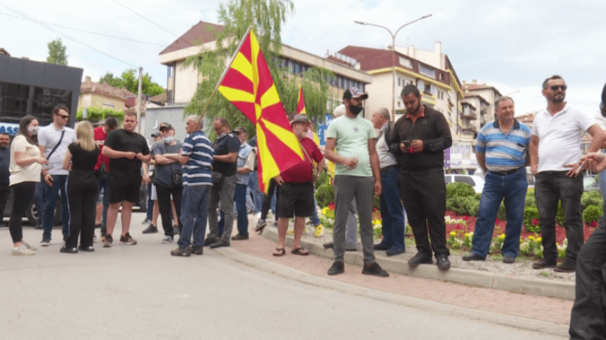 Nuk dorëzohet opozita, vazhdojnë protestat në Maqedoni