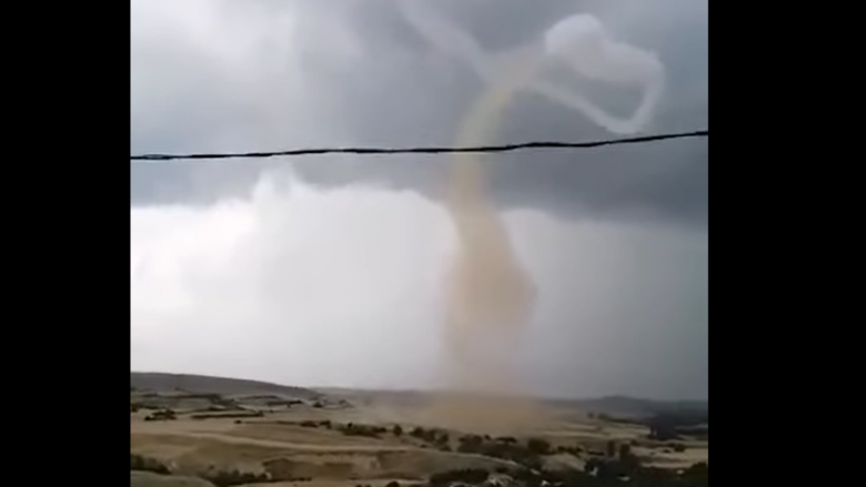 Një mini-tornado u formua në Zhivojno të Manastirit (Video)