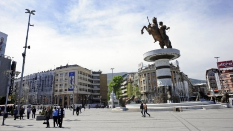 Edhe pse u harxhuan miliona, por shatërvanët në qendër të Shkupit nuk punojnë!