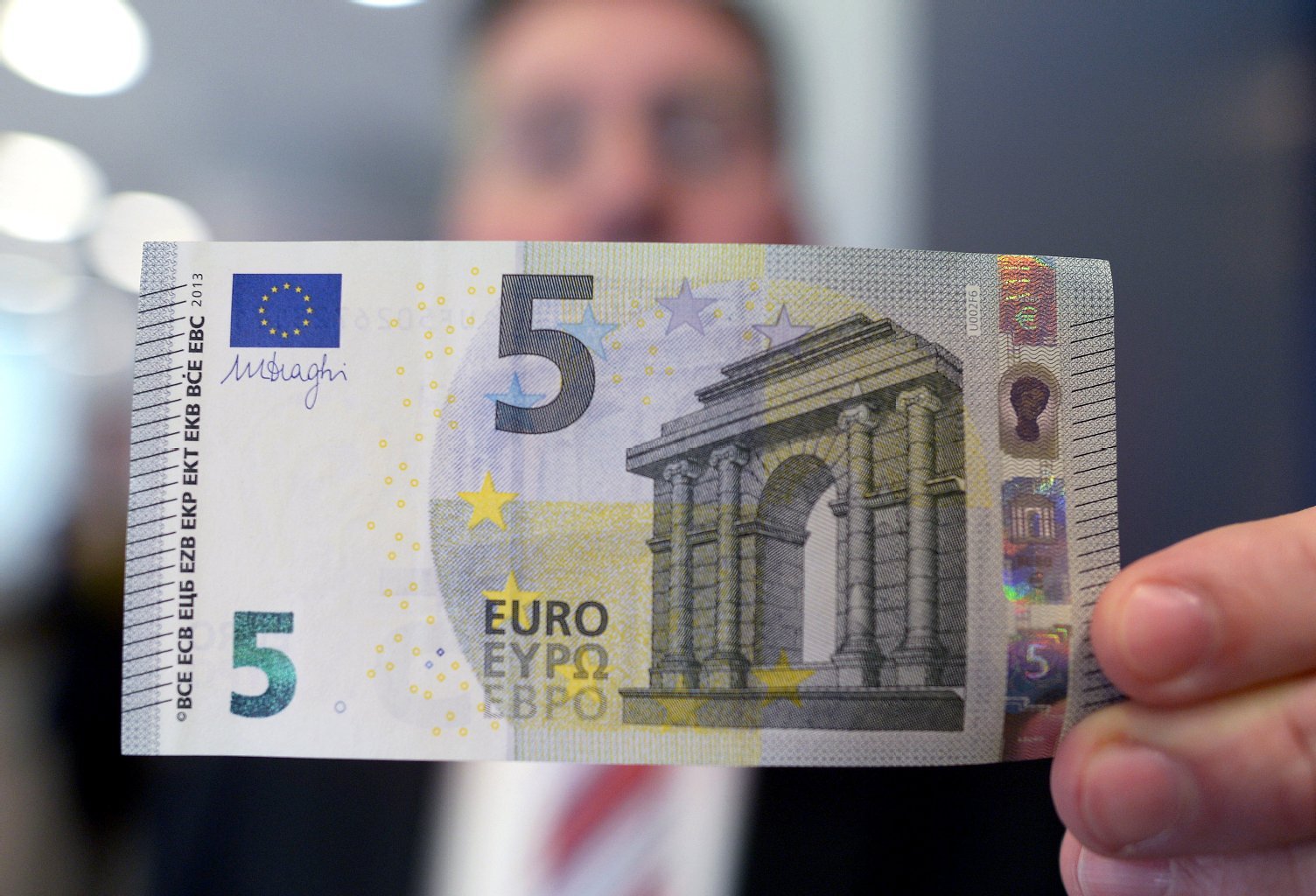 Kjo është kartëmonedha 5 euroshe që ka vlerë sa 500 euro
