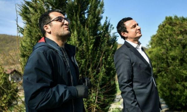 O Albin, ti ku je, krejt Kosovën këtu e ke