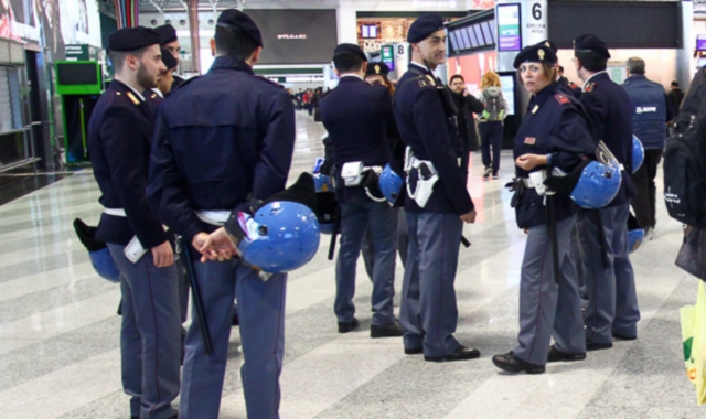 Anulohet fluturimi në Malpensa, pasagjerët shqiptarë kërcënojnë me devijim