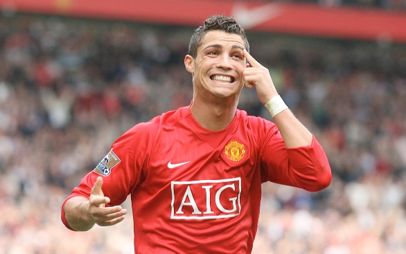 Lojtari i pestë më i paguar në botë, sa do të fitojë Ronaldo te Man.United?