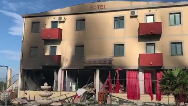 Tragjedia në familjen Gjoka nga shpërthimi i bombolës së gazit/ Banorët: Ktheheshin në Lezhë vetëm për hatër të prindërve të moshuar