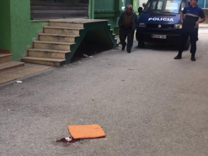Tragjike në Tiranë! Dy persona humbin jetën brenda 10 minutash