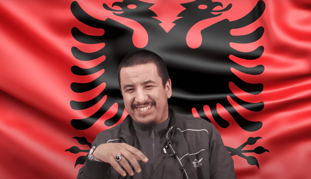 Kundër flamurit shqiptar/ Imami arab në Gjermani: Hidheni në koshin e plehrave