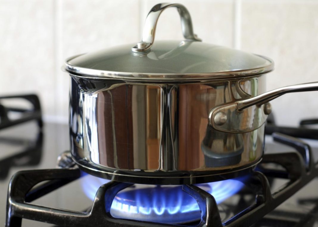 Përdorimi i gazit në shtëpi për ngrohje apo gatim, shkaktar i astmës