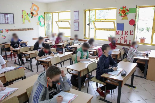 Shkollat drejt segmentimit në Elbasan/ Komuniteti rom dhe egjiptian kanë frikë se fëmijët do distancohen nga të tjerët