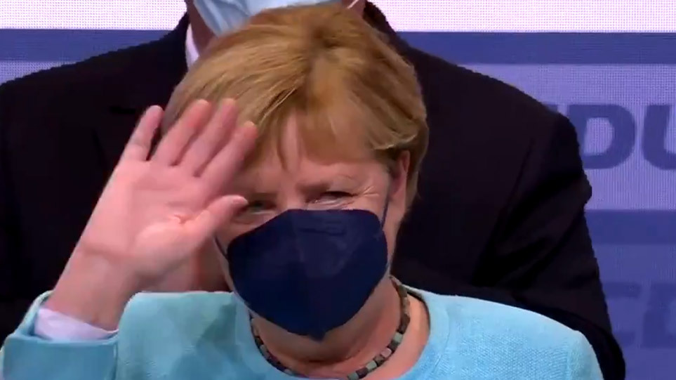Partia e saj me rezultatet më të dobëta në zgjedhje, Merkel shfaqet e përlotur para kamerave