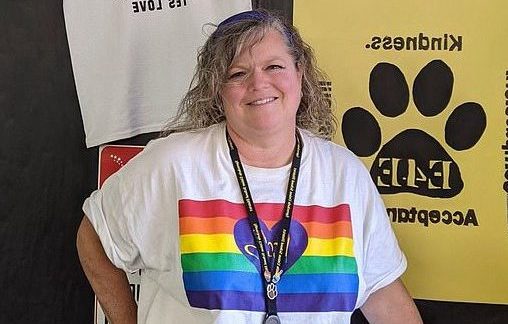 Lori, zysha e gjimnazit rekrutonte nxënës t’i fuste në grupin e LGBT: Po bëja shaka