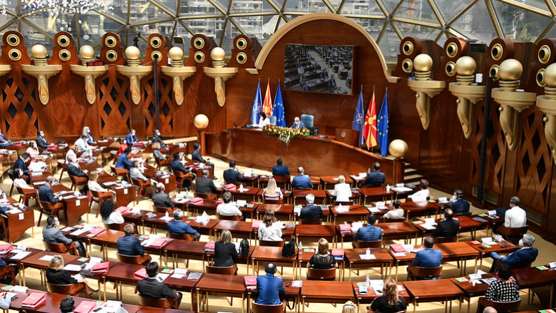 Mbahet sot seanca për zgjedhjen e Qeverisë së re në Maqedoni