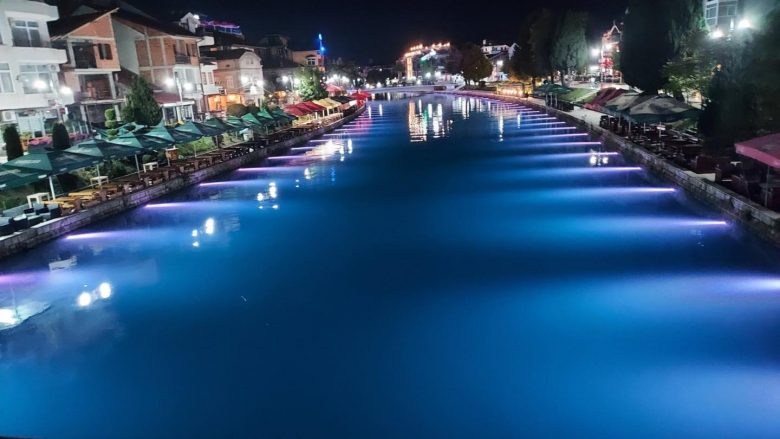 Pronarët e hoteleve në Ohër dhe Strugë ankohen për fatura të larta të energjisë elektrike