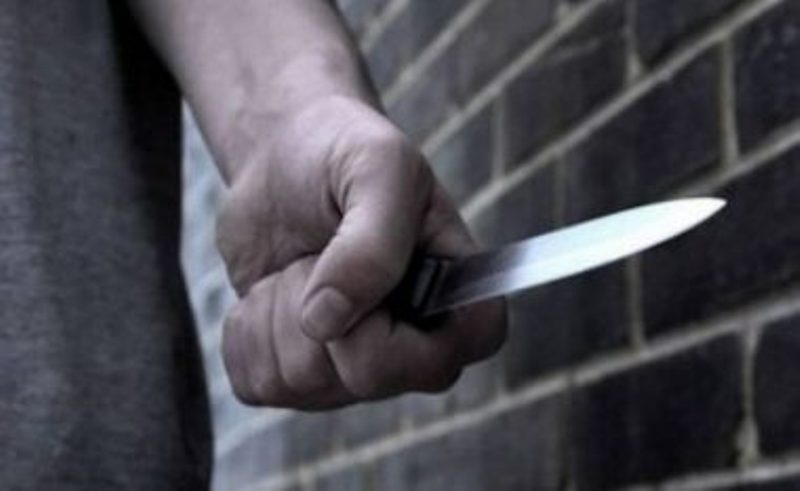 E rëndë në Podujevë: Theret me thikë një i mitur