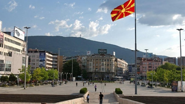Shkupi mirëpret përfshirjen e SHBA-ve në zgjidhjen e kontestit me Sofjen
