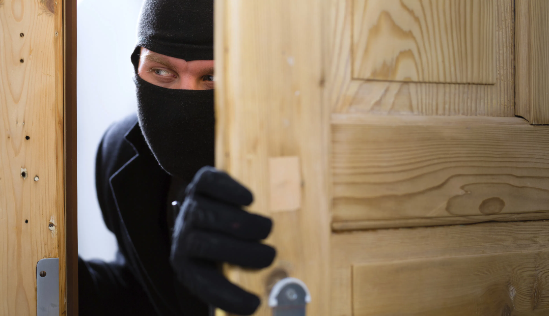 Arrestohen në Itali dy shqiptarë, rrëmbyen dhe grabitën një çift italian për 64 mijë euro