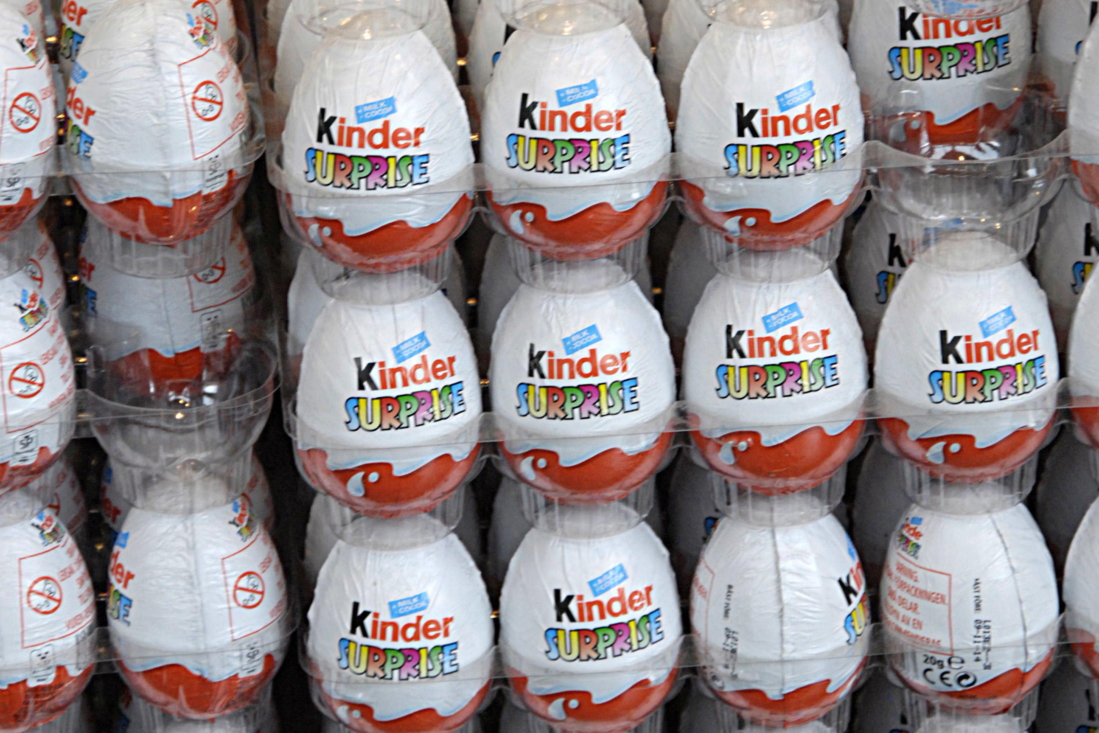 Tërhiqen të gjitha llojet e produktit “Kinder” nga tregu i Maqedonisë