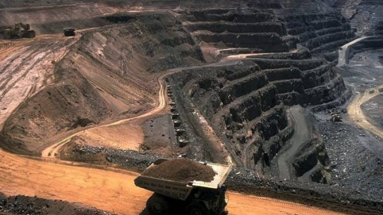 Vërshime në minierën Suvodoll pas stuhisë së djeshme, gërmimi i qymyrit vazhdon në kushte të vështirësuara