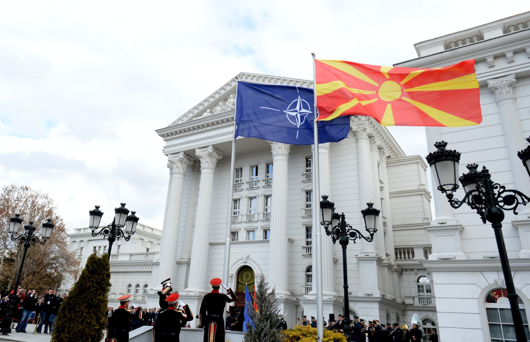 Gjashtë punonjës të Qeverisë qëndruan në Sofje si gazetarë me harxhime të shtetit, zbulon VMRO-DPMNE