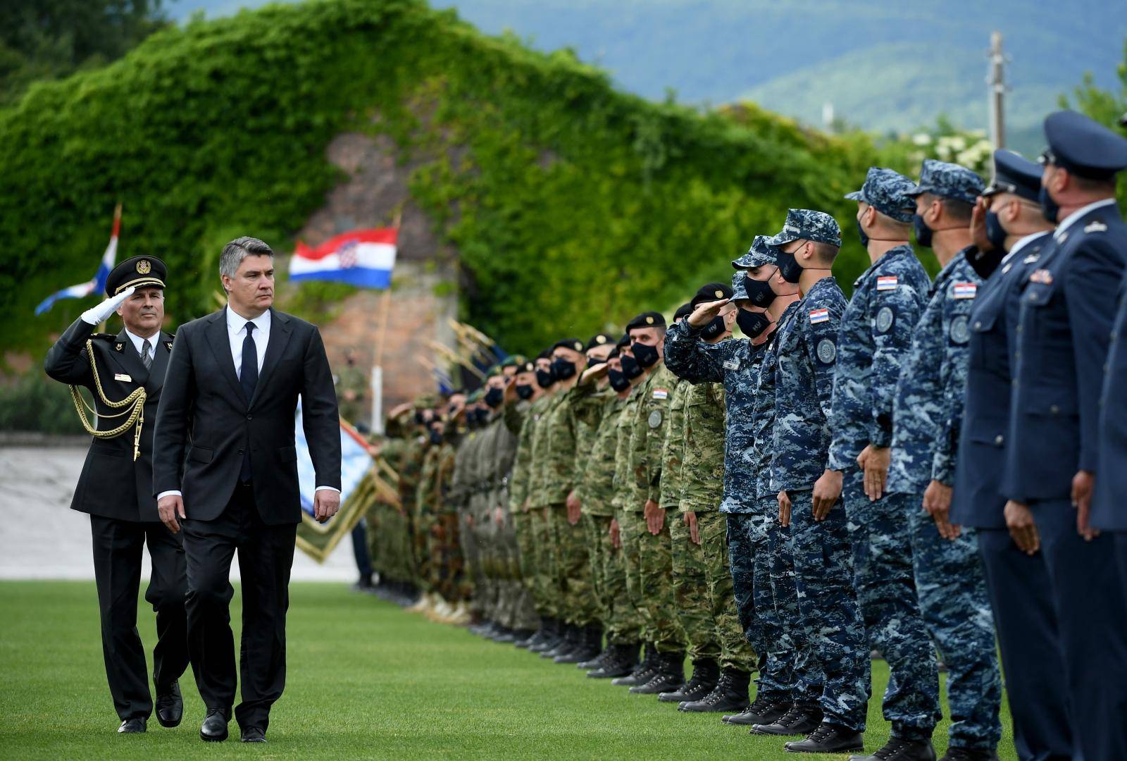 Kroacia nis një kontingjent ushtarësh drejt Prishtinës