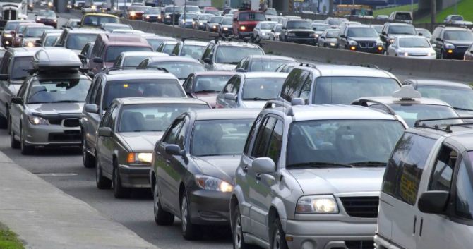 Mbi 400 mijë automjete të përdorura importohen në Maqedoni