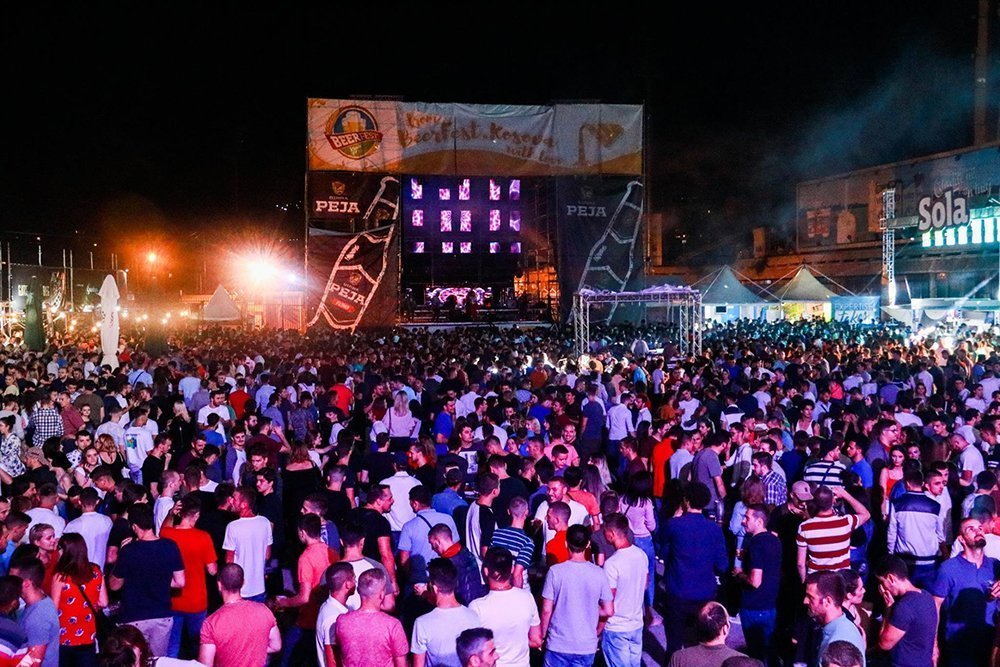 Rikthehet edhe “Beerfest” në Prishtinë