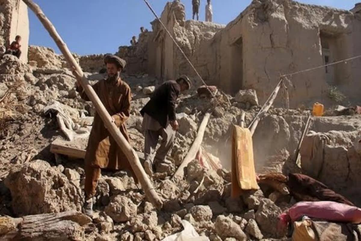 Tërmeti i fortë godet Afganistanin dhe Pakistanin, 250 viktima e qindra të plagosur