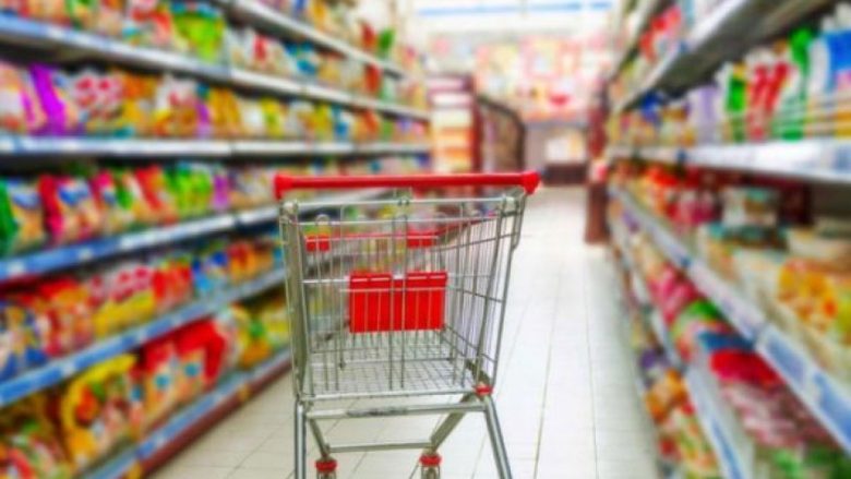 Disa produkte ushqimore prej sot do të shiten me çmime më të lira